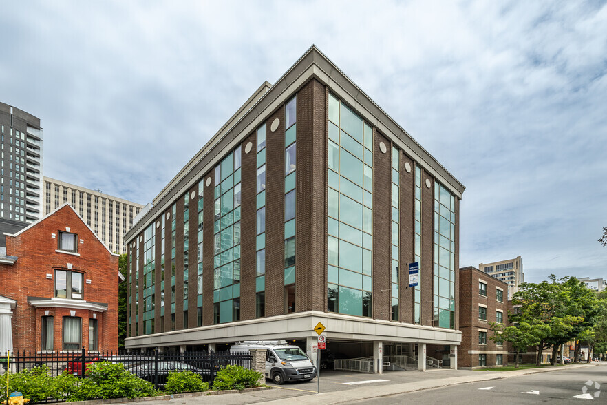 245 Cooper St, Ottawa, ON à louer - Photo principale – Image 1 sur 4