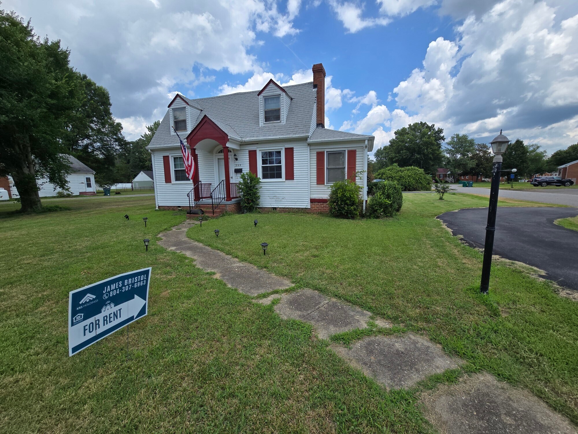 262 E Williamsburg Rd, Sandston, VA à louer Photo de l’immeuble– Image 1 sur 15