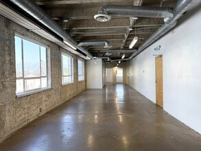 6363 Wilshire Blvd, Los Angeles, CA à louer Photo intérieure– Image 1 sur 4