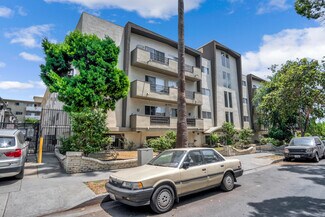 Plus de détails pour 1536 N Serrano Ave, Los Angeles, CA - Logement à vendre