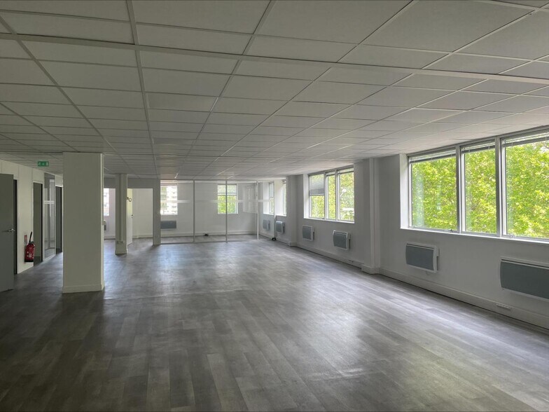 Bureau dans Créteil à louer - Photo intérieure – Image 2 sur 10
