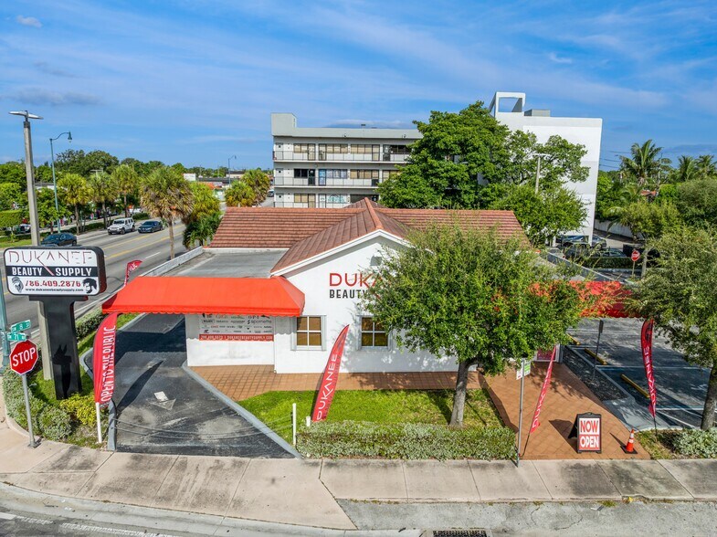 7101 SW 8th St, Miami, FL à vendre - Photo de l’immeuble – Image 1 sur 7
