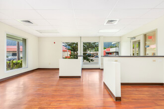 45-943 Kamehameha Hwy, Kaneohe, HI à louer Photo de l’immeuble– Image 2 sur 4
