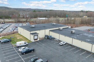 Plus de détails pour 35 Thompson Rd, Webster, MA - Industriel/Logistique à louer