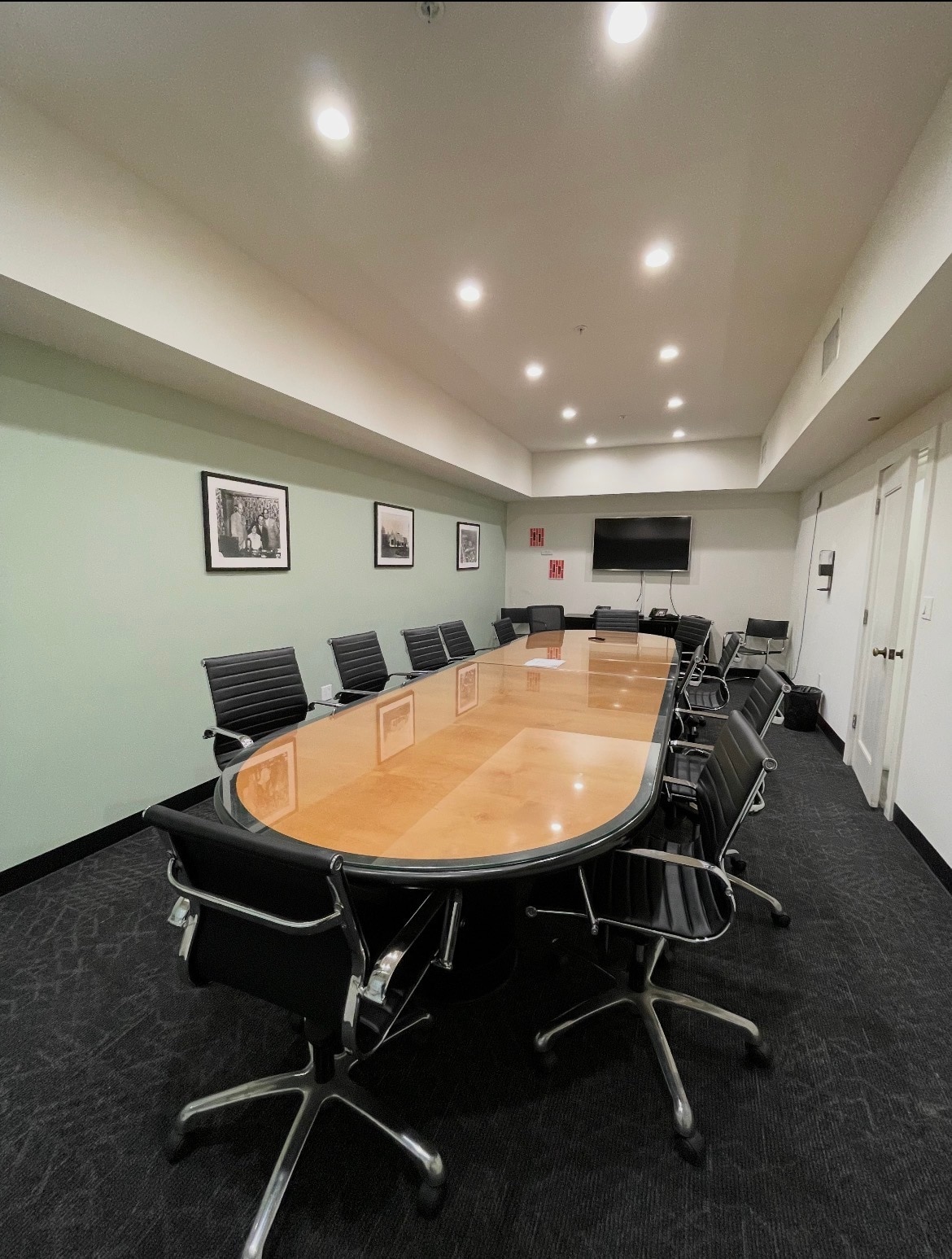 1041 N Formosa Ave, West Hollywood, CA à louer Photo intérieure– Image 1 sur 2