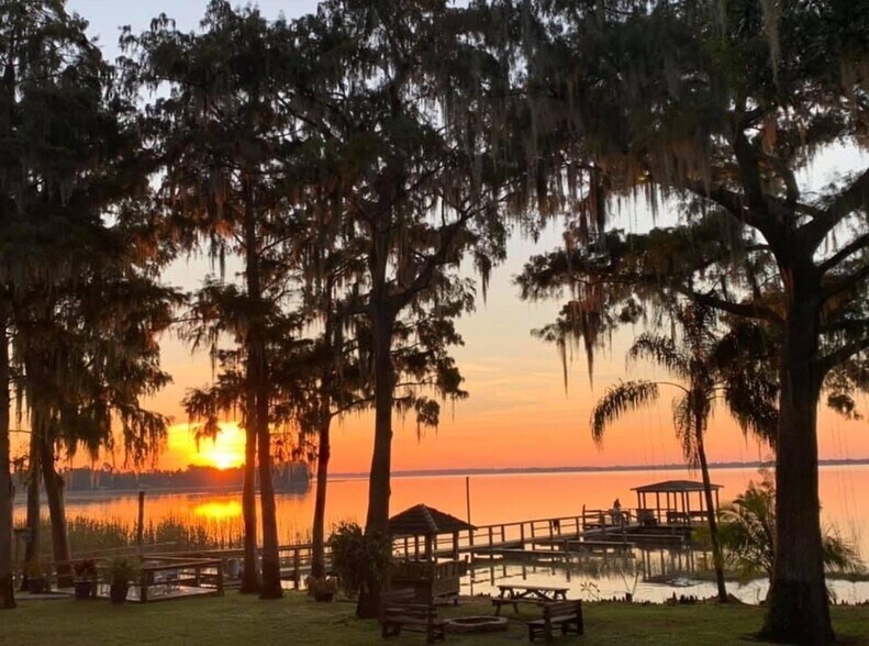 3500 Canal - Oak Hammock Resort portefeuille de 15 biens à vendre sur LoopNet.fr - Photo de l’immeuble – Image 1 sur 14