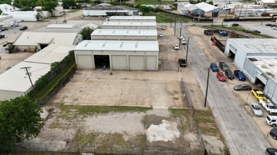 2929 Bryan St, Fort Worth, TX à louer - Photo de l’immeuble – Image 1 sur 4