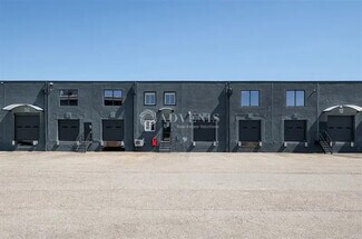 Plus de détails pour Industriel/Logistique à louer