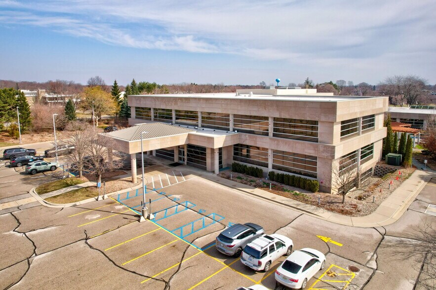 1 Mutual Ave, Frankenmuth, MI à louer - Photo de l’immeuble – Image 2 sur 18