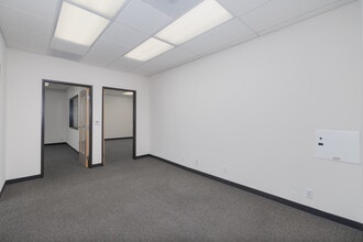 2210 Encinitas Blvd, Encinitas, CA à louer Numérisation 3D Matterport– Image 1 sur 5