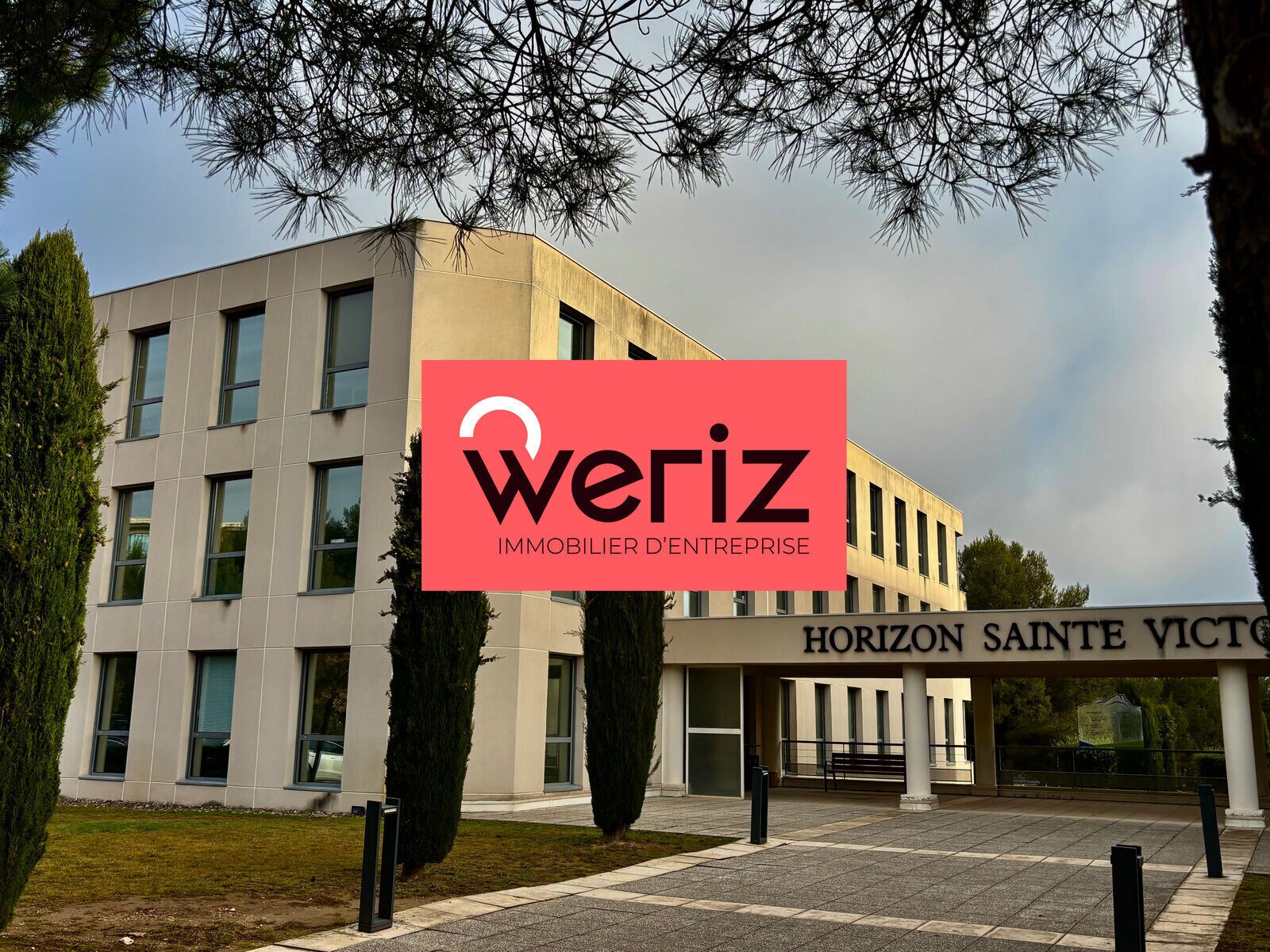 970 Rue René Descartes, Aix-en-Provence à louer Photo de l’immeuble– Image 1 sur 12