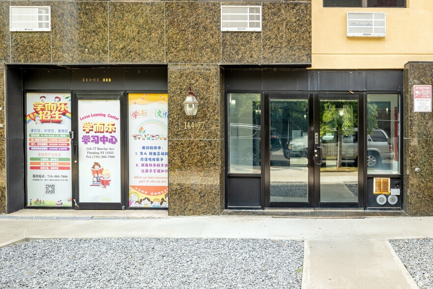 144-77 Barclay Ave, Flushing, NY à louer - Photo de l’immeuble – Image 3 sur 5