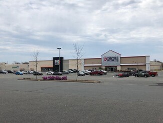 Plus de détails pour 9 Plaza Way, Fairhaven, MA - Local commercial à louer