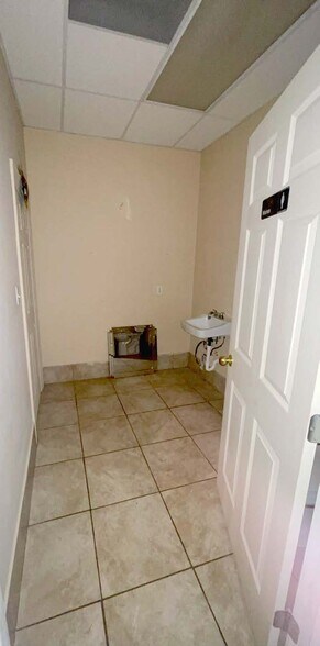 18855-18859 W Little York Rd, Katy, TX à louer - Photo de l’immeuble – Image 3 sur 6