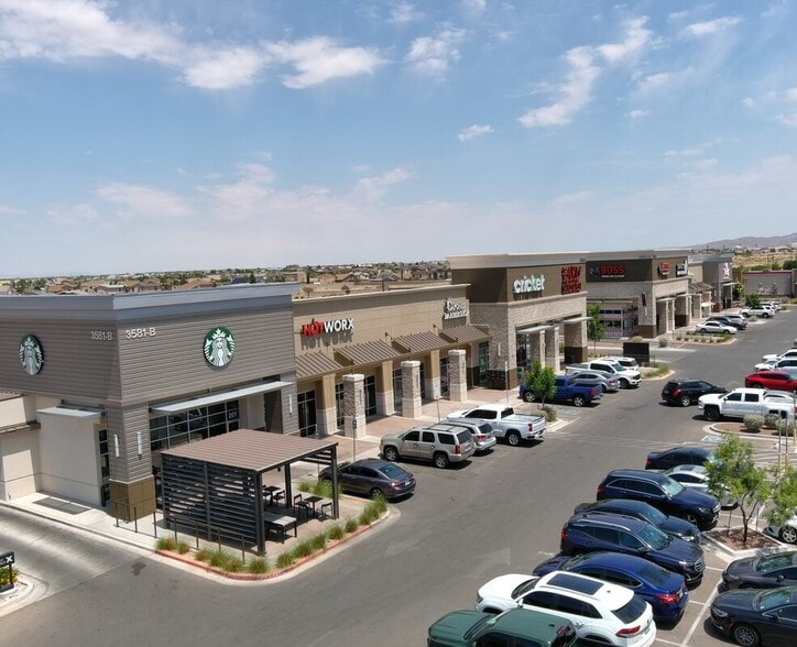 3581 N Zaragoza Rd, El Paso, TX à louer - Photo principale – Image 2 sur 6