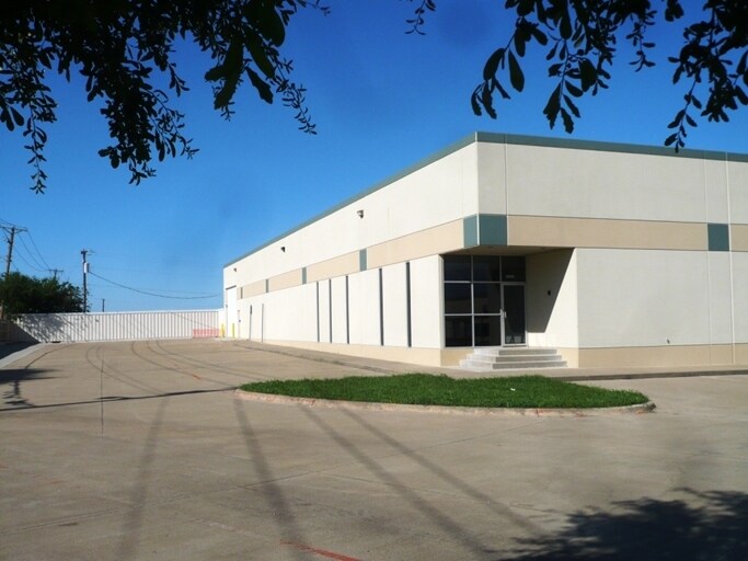 2922 Alouette Dr, Grand Prairie, TX à louer - Photo de l’immeuble – Image 2 sur 3