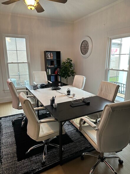 306 N Main St, Clover, SC à vendre - Photo intérieure – Image 3 sur 6