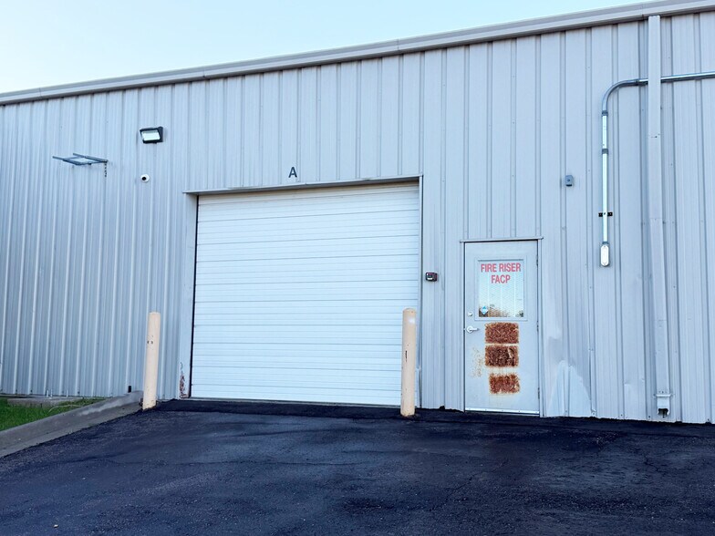 1225 Red Cedar Cir, Fort Collins, CO à louer - Photo de l’immeuble – Image 3 sur 18