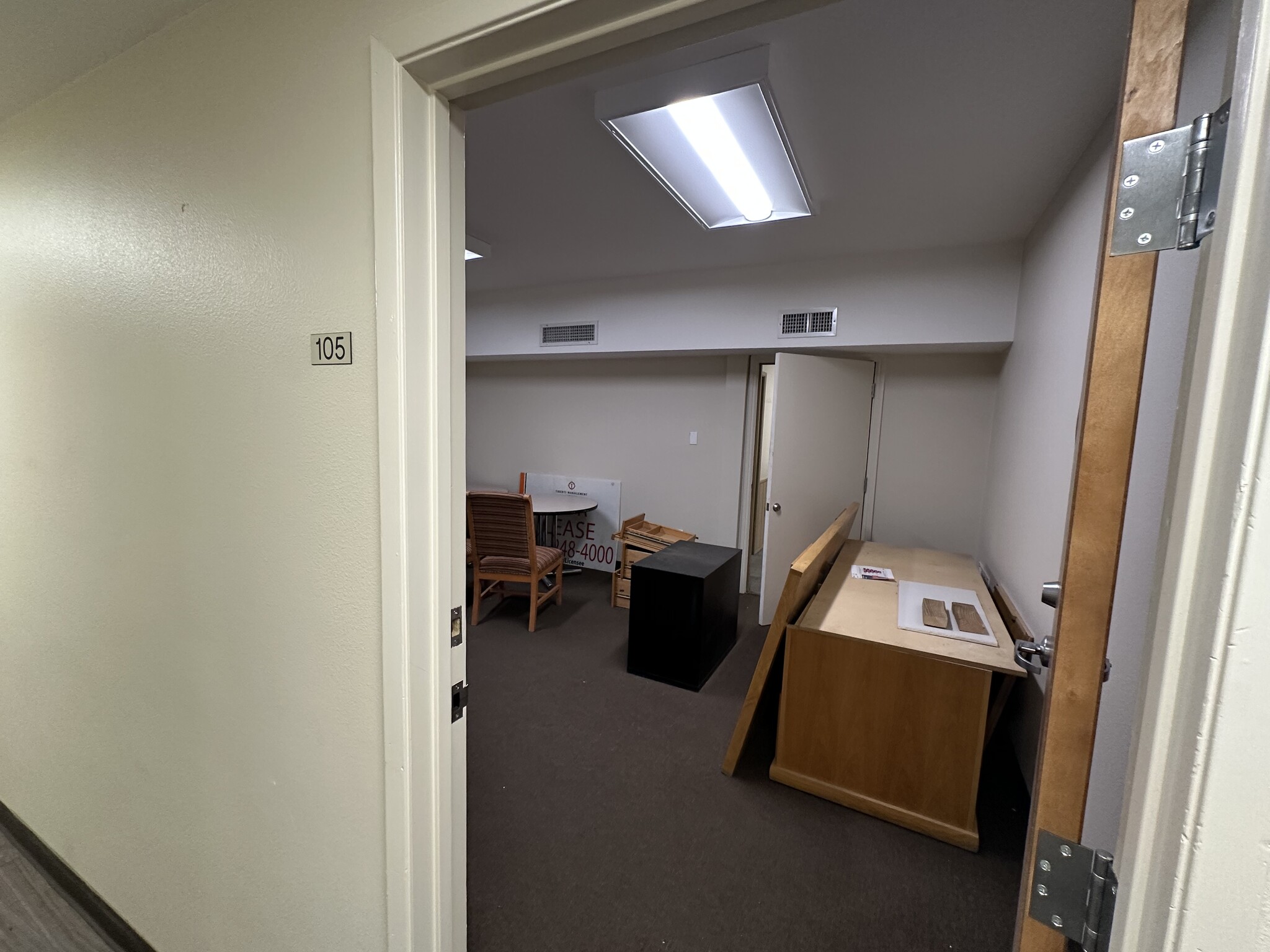 1818 Industrial Rd, Las Vegas, NV à louer Photo intérieure– Image 1 sur 5