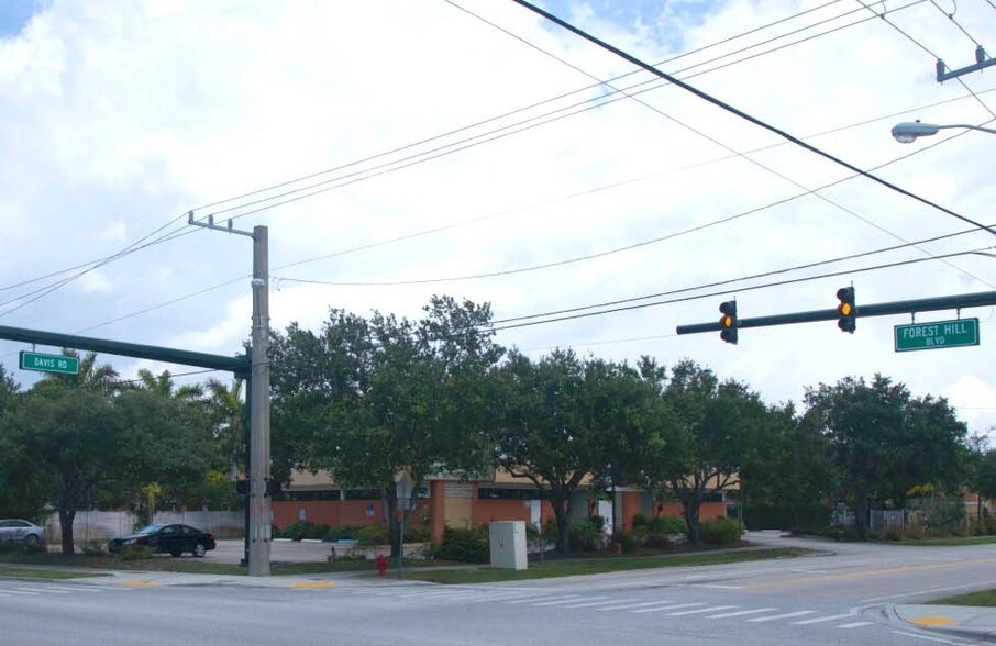 3537 Forest Hill Blvd, West Palm Beach, FL à louer - Photo de l’immeuble – Image 3 sur 101
