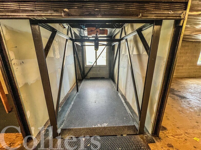 4316 W Overland Rd, Boise, ID à louer - Photo de l’immeuble – Image 3 sur 7