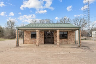 Plus de détails pour 1504 E Loop 304, Crockett, TX - Bureau à vendre