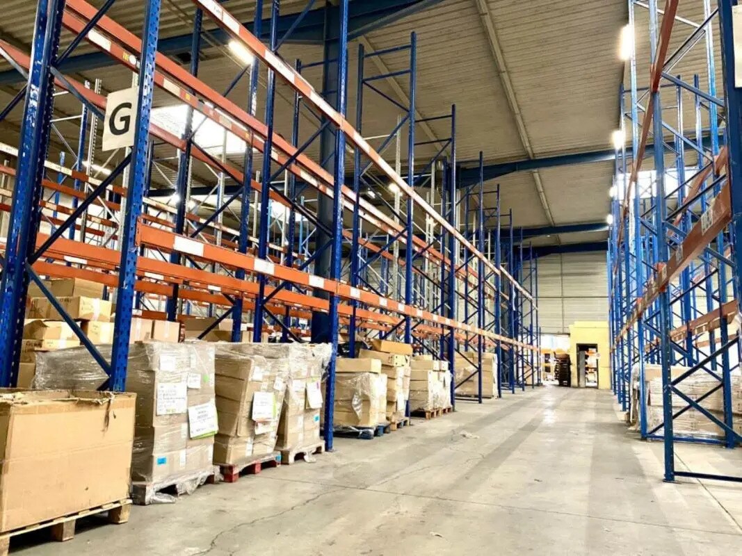 Local d’activités dans Torcy à louer Photo intérieure– Image 1 sur 9