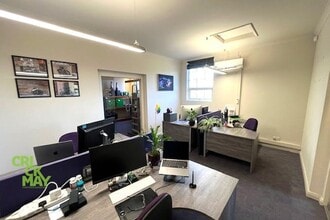 Old Crawley Rd, Horsham à louer Photo intérieure– Image 2 sur 5