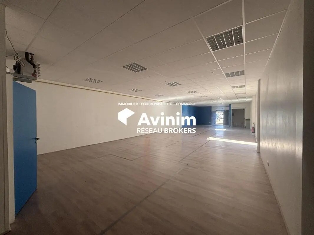 Local commercial dans Pontarlier à louer Photo intérieure– Image 1 sur 8