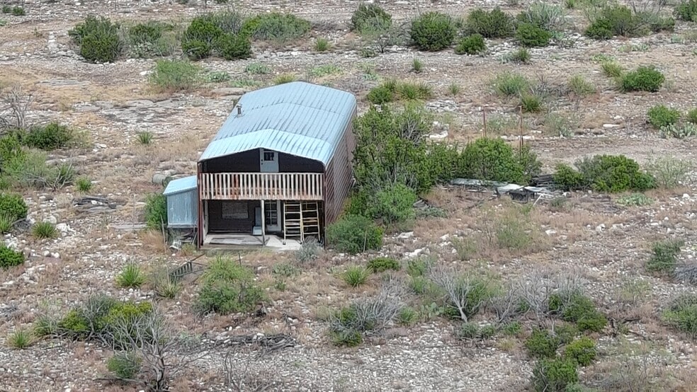 0000 Cactus Rose Ln, Ozona, TX à vendre - Photo de l’immeuble – Image 1 sur 38
