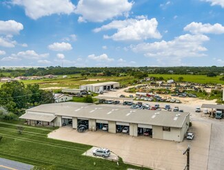 Plus de détails pour 14685 Old Frio City Rd, Lytle, TX - Industriel/Logistique à louer