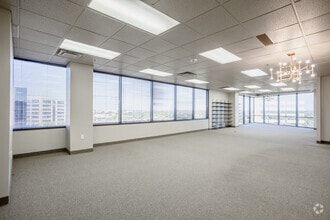 16475 N Dallas Pky, Addison, TX à louer Photo intérieure– Image 2 sur 6