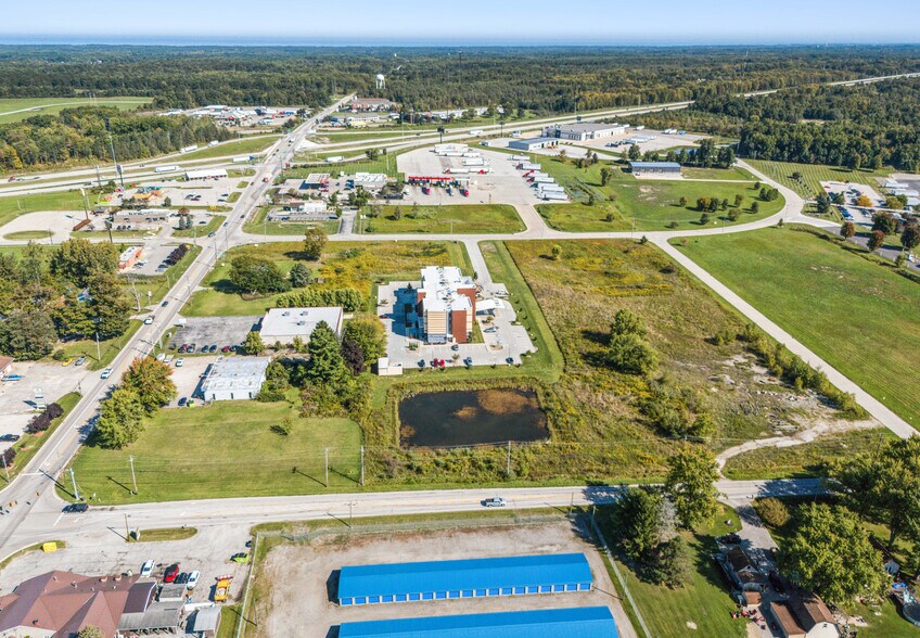 Sidley Ct & Corporate Dr, Austinburg, OH à vendre - Photo de l’immeuble – Image 2 sur 3