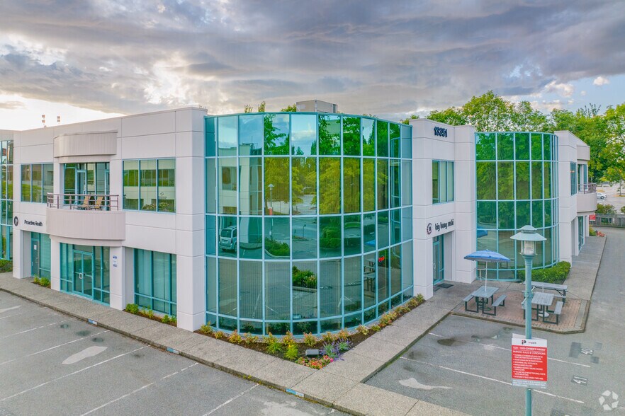 13351 Commerce Pky, Richmond, BC à louer - Photo de l’immeuble – Image 3 sur 14
