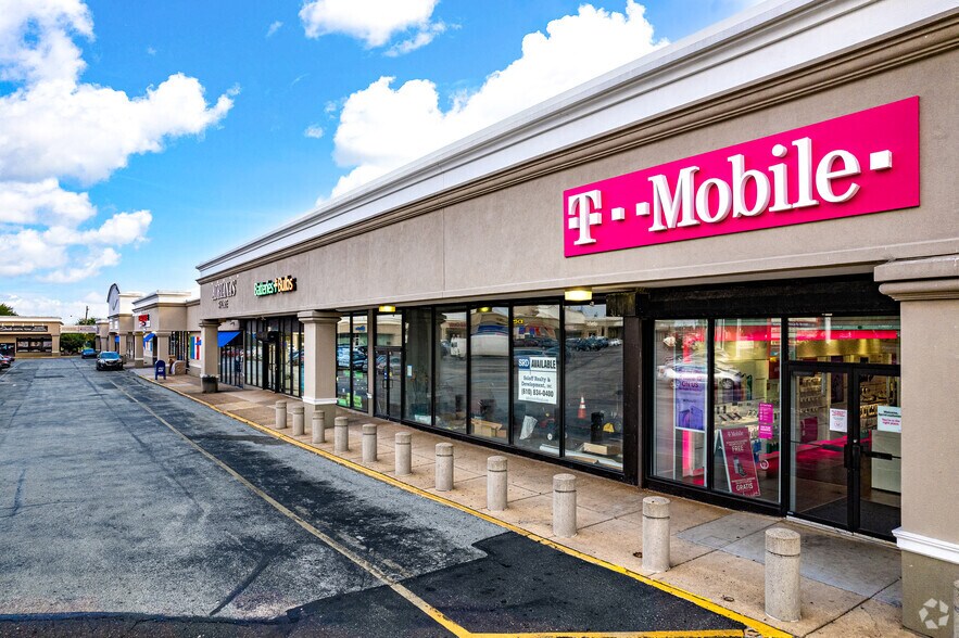 6501-6595 Roosevelt Blvd, Philadelphia, PA à louer - Photo principale – Image 1 sur 4