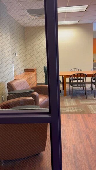 215 N 2nd St, River Falls, WI à louer - Vidéo sur l’annonce professionnelle – Image 2 sur 8