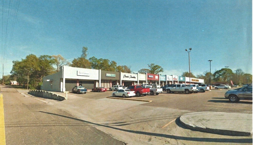 176 Shelby Speights Dr, Purvis, MS à louer Photo principale– Image 1 sur 2