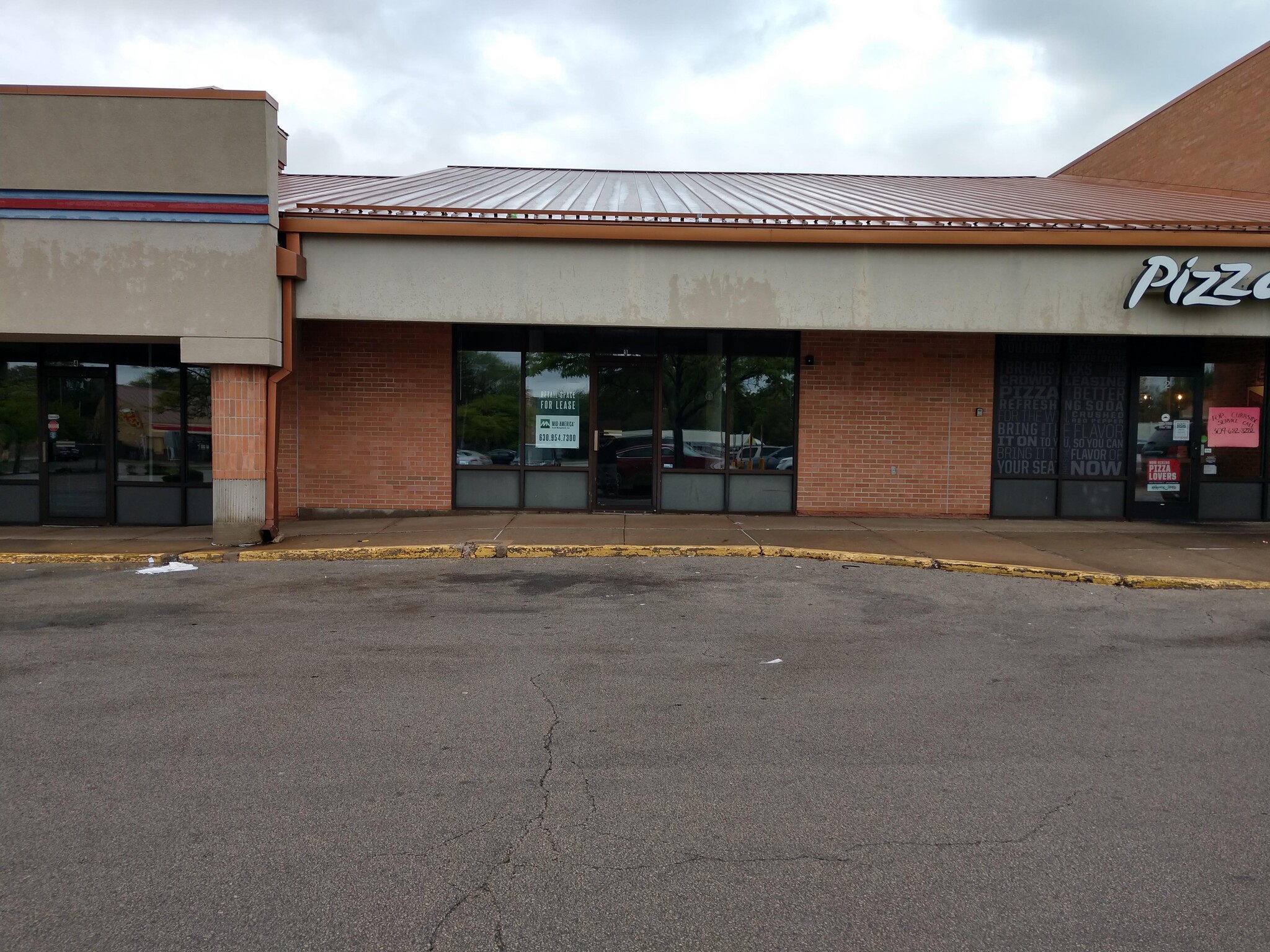 3311-3316 N Sterling Ave, Peoria, IL à louer Photo de l’immeuble– Image 1 sur 1