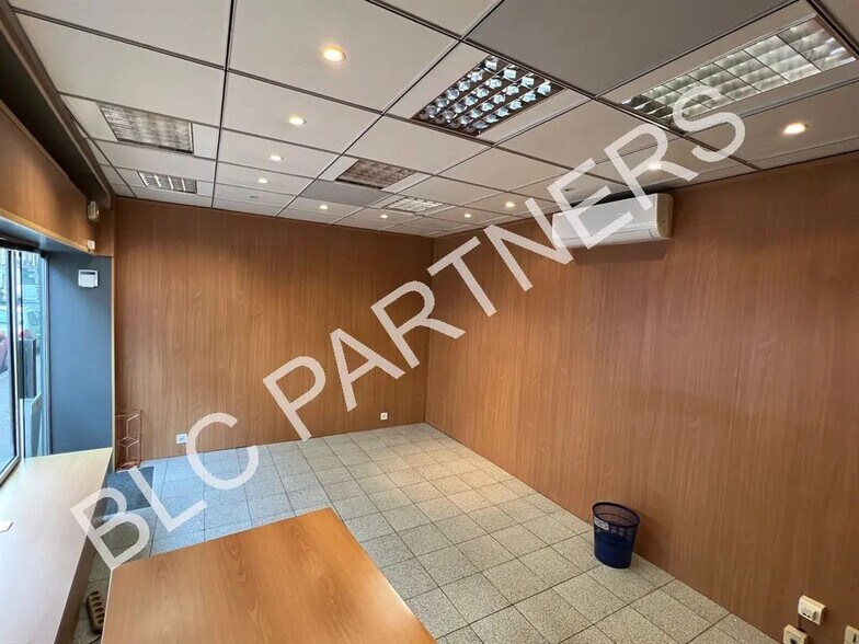 Bureau dans Suresnes à vendre - Photo intérieure – Image 3 sur 7