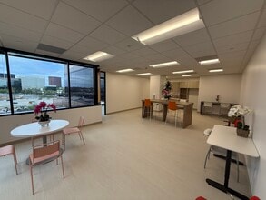 3100 Bristol St, Costa Mesa, CA à louer Photo intérieure– Image 2 sur 16