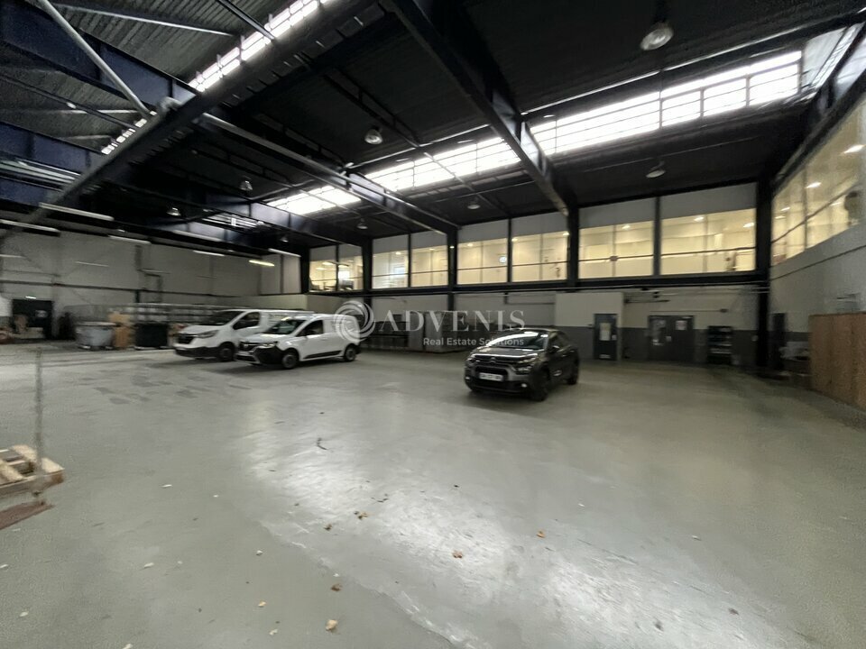 Industriel/Logistique dans Trappes à louer Photo intérieure– Image 1 sur 7