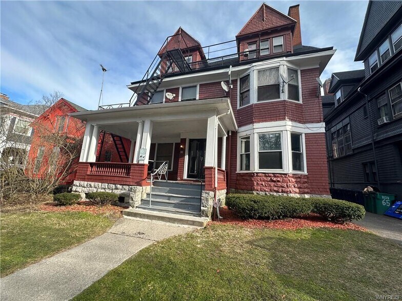 65 Ashland Ave, Buffalo, NY à vendre - Photo de l’immeuble – Image 3 sur 10