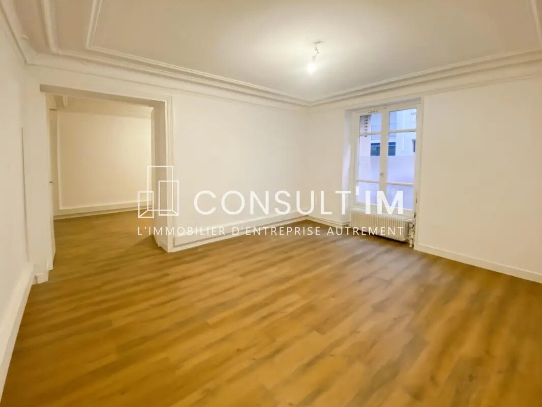 Bureau dans Paris à louer Photo de l’immeuble– Image 1 sur 8