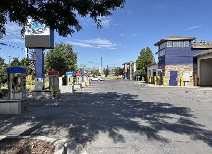 2192 W 5400 S, Salt Lake City, UT à vendre - Photo de l’immeuble – Image 3 sur 12