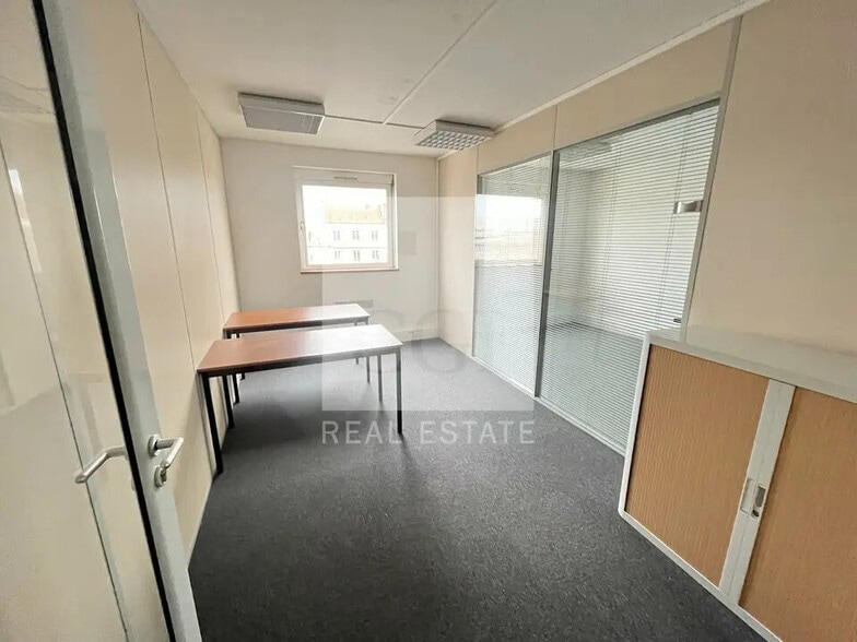 Bureau dans Lyon à louer - Photo de l’immeuble – Image 3 sur 7