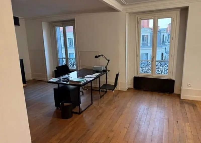 Bureau dans Lyon à louer - Photo intérieure – Image 2 sur 8