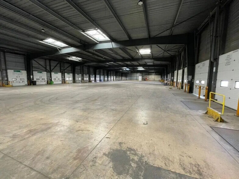 Industriel/Logistique dans Gignac-la-Nerthe à louer - Photo de l’immeuble – Image 1 sur 6