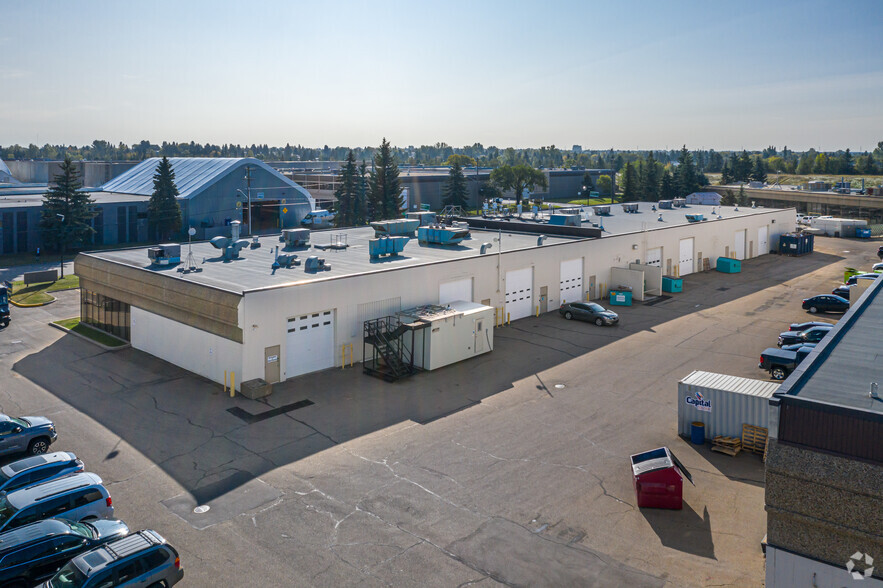 4934-4954 89 St NW, Edmonton, AB à louer - Photo de l’immeuble – Image 3 sur 5