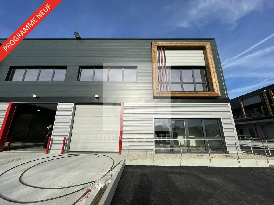 Local d’activités dans Fontanil-Cornillon à louer Photo de l’immeuble– Image 1 sur 8
