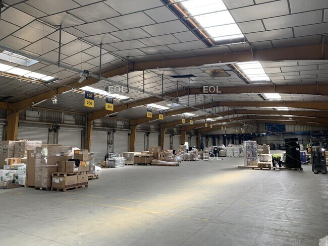 Plus de détails pour Industriel/Logistique à vendre